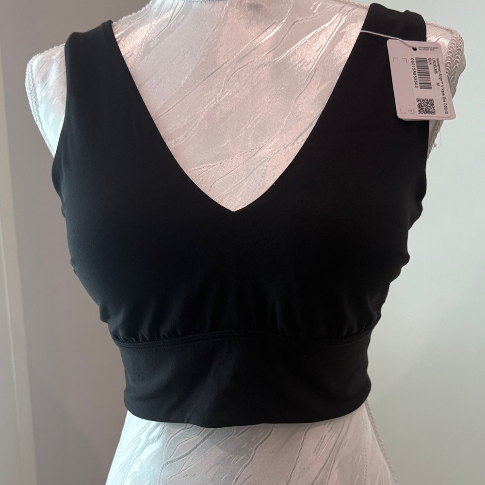 Lululemon Align V Neck Bra ddd/g size M in Black